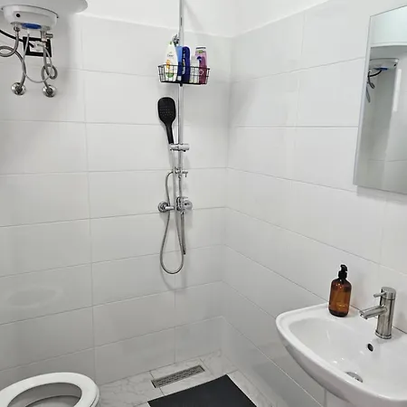 Cozy Beach-apartments Qerret 2 Daire *