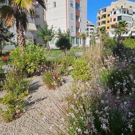Cozy Beach-apartments Qerret 2 Apartment *